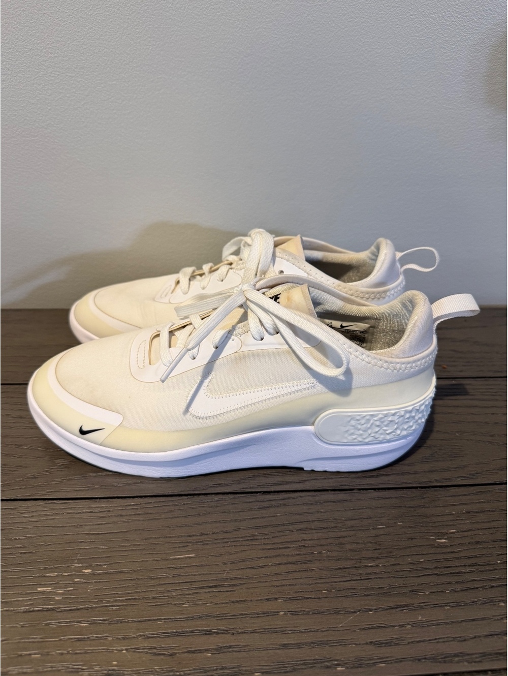 Nike White Sneakers Women’s Size 7.5